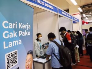 Daftar Lowongan Kerja Melalui Aplikasi di Sini
